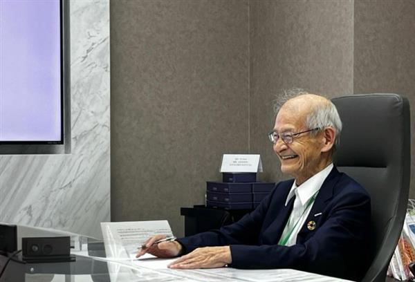 米乐M6官方入口诺奖得主吉野彰:2050年将是新能源汽车“改头换面”的关键节点